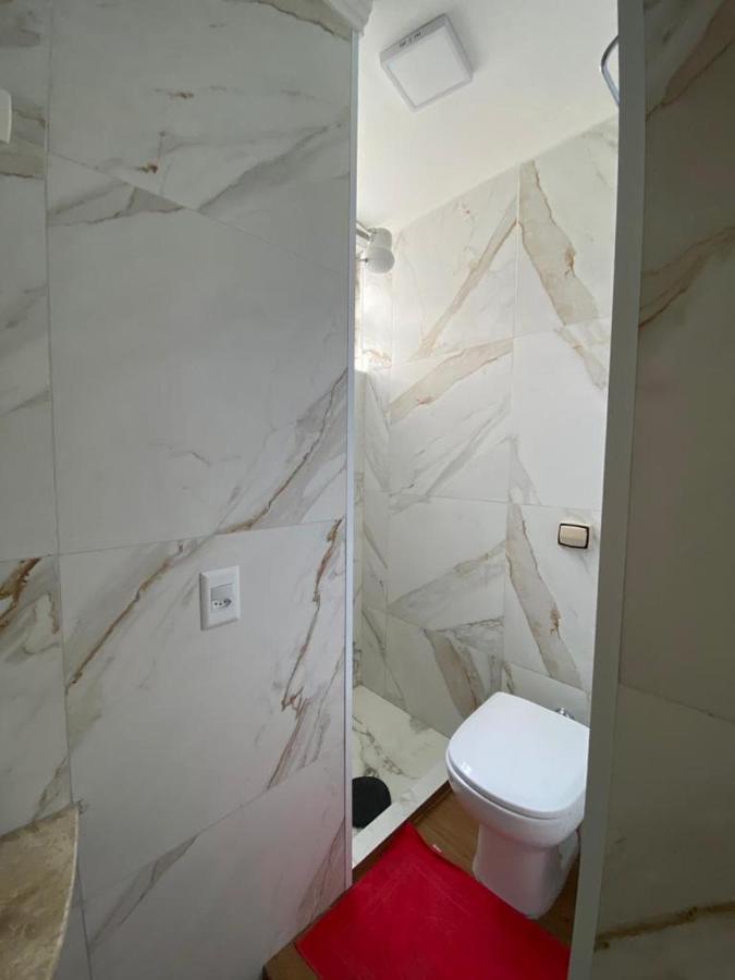 Apartamento Guaruja Pitangueiras 50 Metros Da Praia. المظهر الخارجي الصورة
